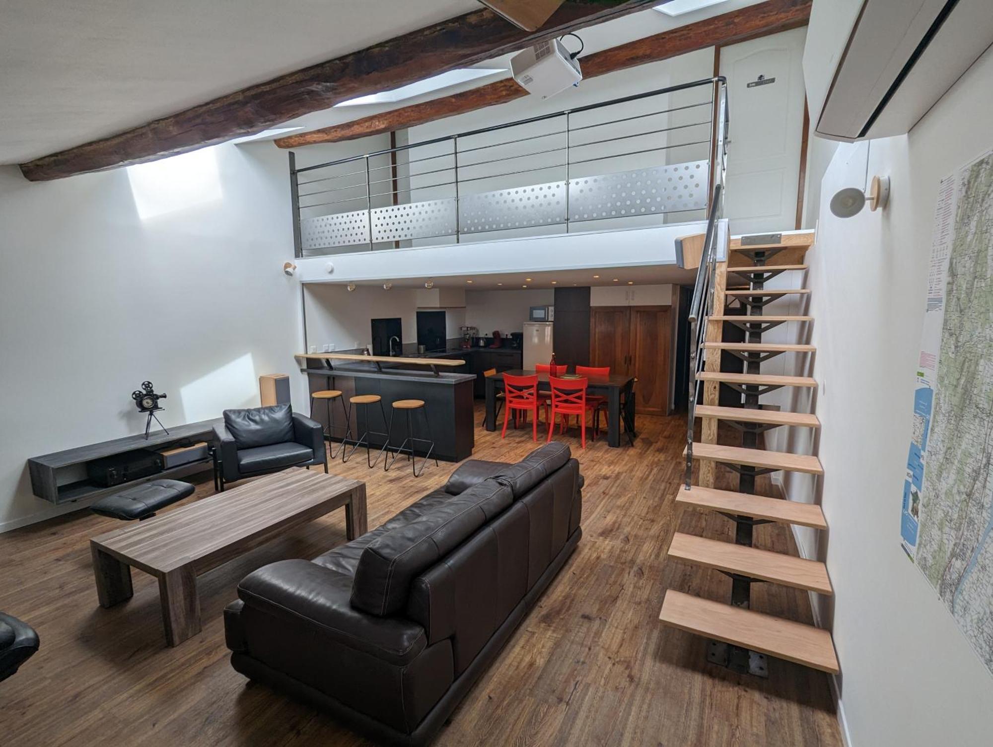 Le Cinoche, Cocon Sous Les Toits Apartment ปงต์-เดอ-โวซ์ ภายนอก รูปภาพ